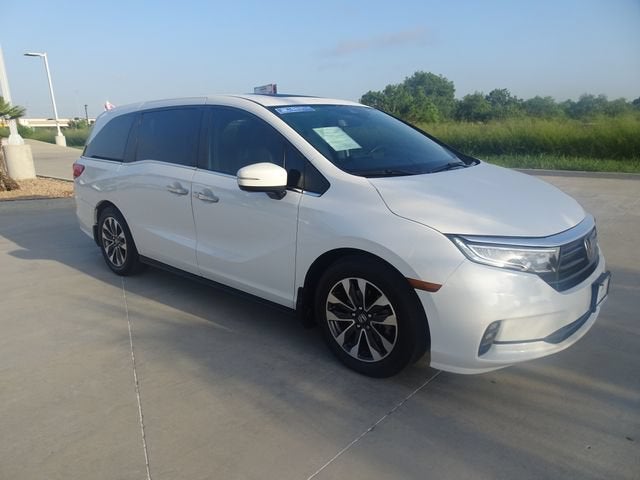 2022 Honda Odyssey — rear three-quarter view