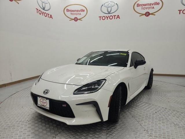2023 Toyota GR86 — side profile view